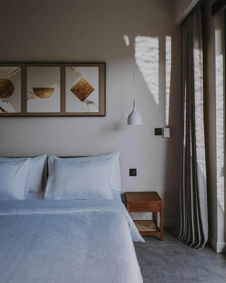 New 4 Bedroom 5 Min Walk To Berawa Beach Enclosed Livng Canggu  Exterior photo