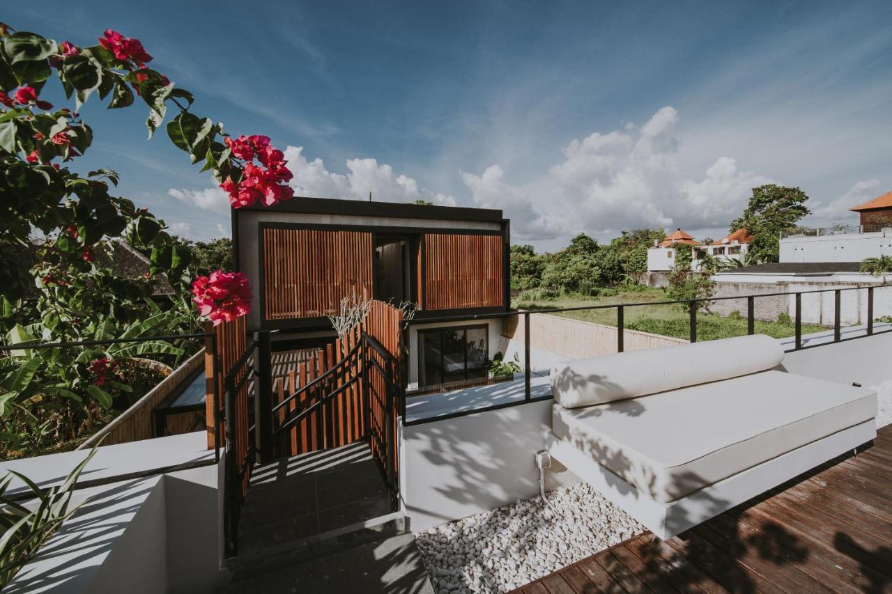 New 4 Bedroom 5 Min Walk To Berawa Beach Enclosed Livng Canggu  Exterior photo