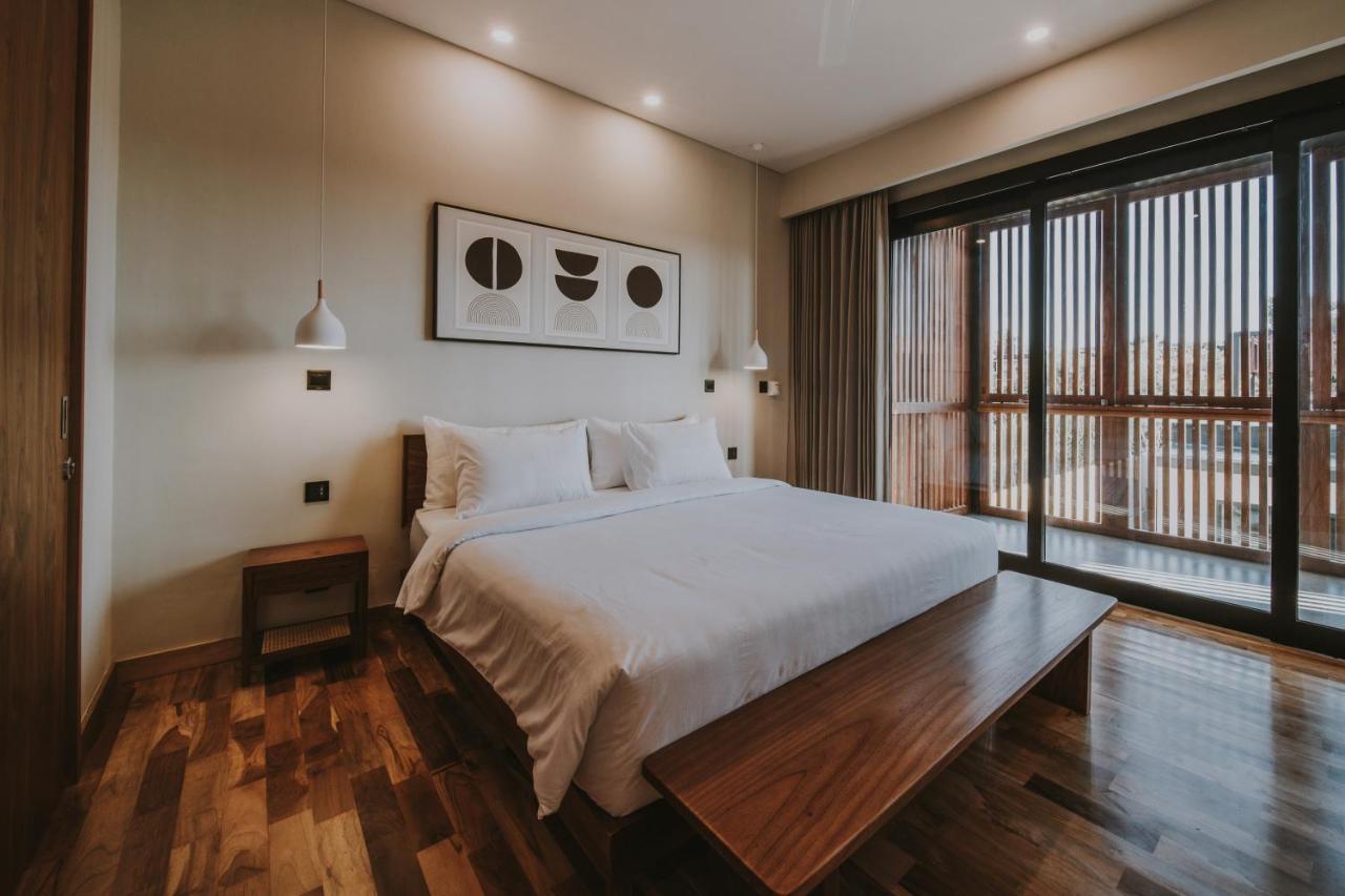 New 4 Bedroom 5 Min Walk To Berawa Beach Enclosed Livng Canggu  Exterior photo
