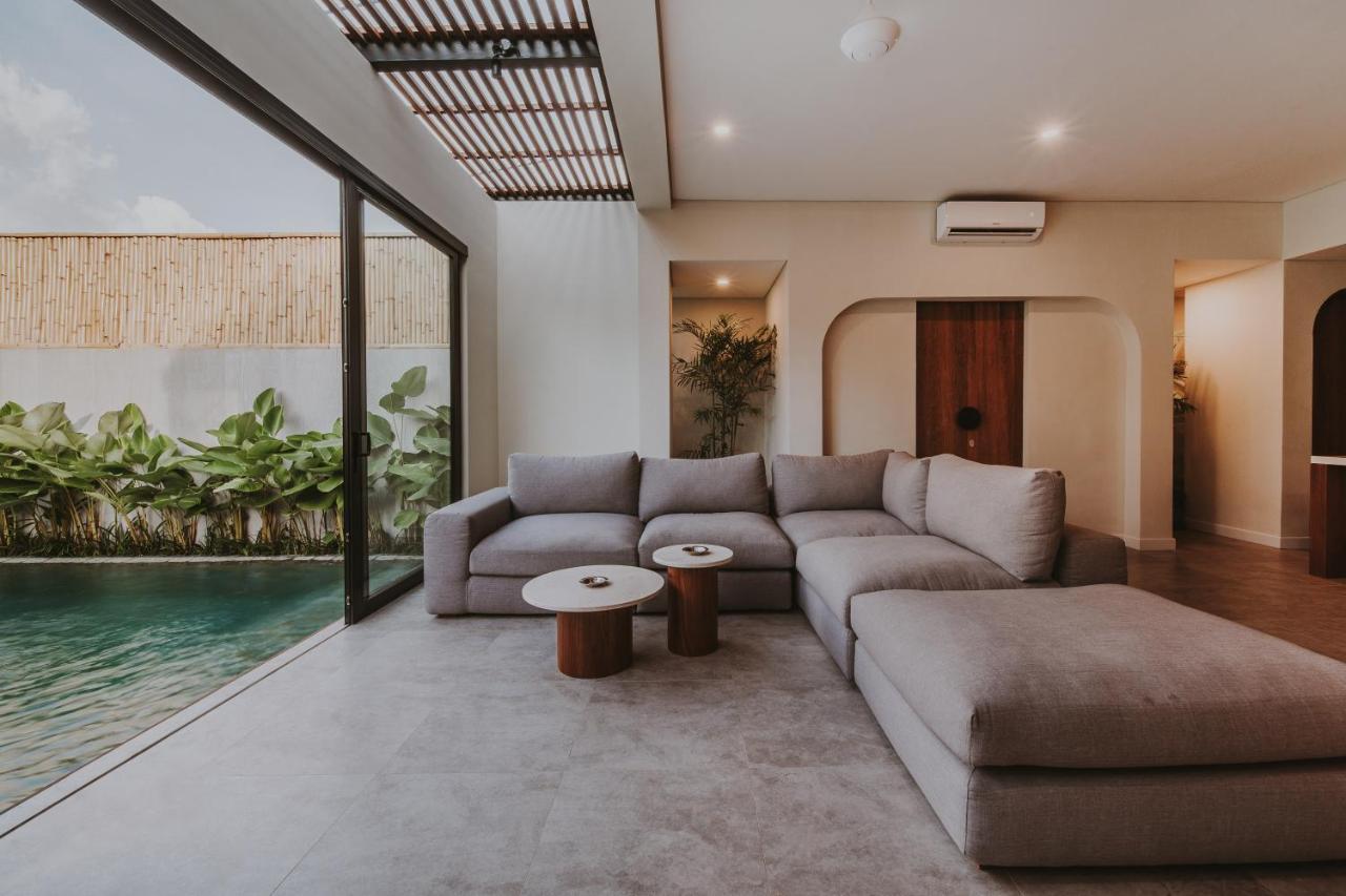 New 4 Bedroom 5 Min Walk To Berawa Beach Enclosed Livng Canggu  Exterior photo