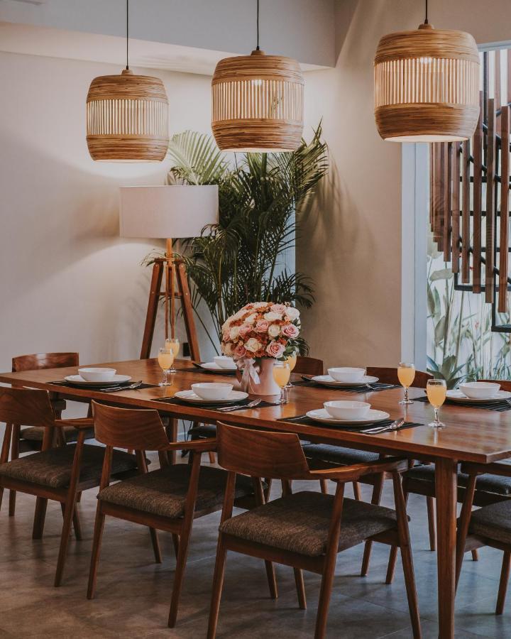 New 4 Bedroom 5 Min Walk To Berawa Beach Enclosed Livng Canggu  Exterior photo
